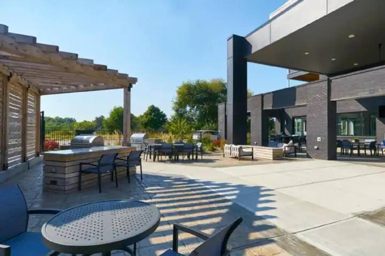 Modern Dwntwn 1 Bdrm Apt Pool Gym Free Parking Indianapolis Exteriér fotografie