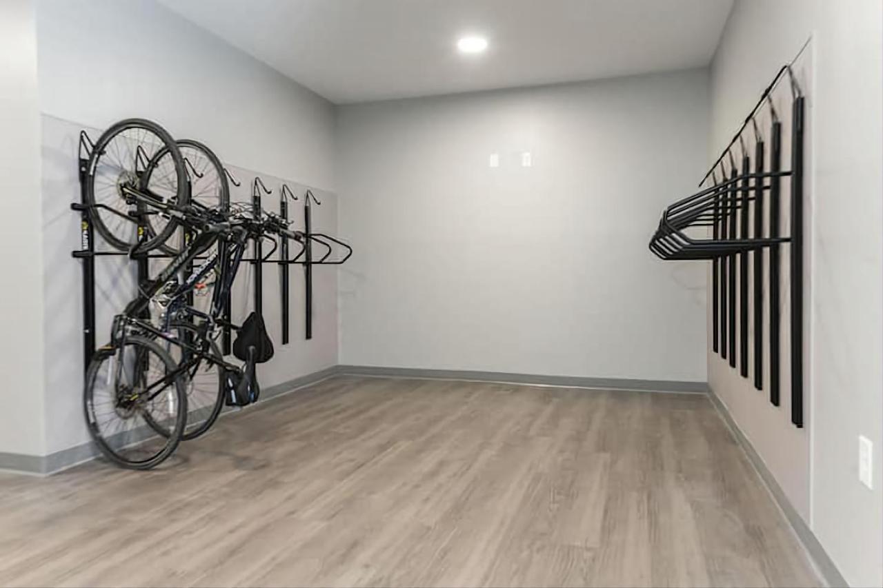 Modern Dwntwn 1 Bdrm Apt Pool Gym Free Parking Indianapolis Exteriér fotografie
